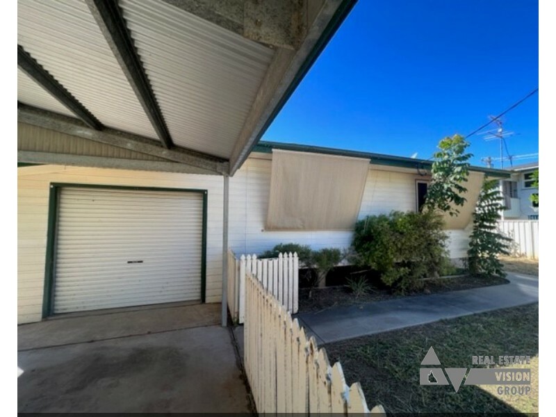 116 Hospital Rd, Emerald QLD 4720