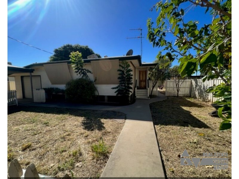 116 Hospital Rd, Emerald QLD 4720