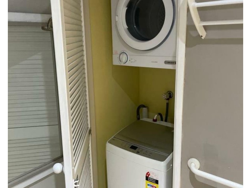 32 Poolside/2 Erromango Drive, Jubilee Pocket QLD 4802