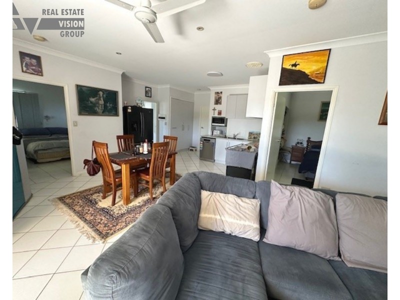 4 Quartz, Sapphire QLD 4702