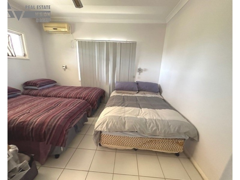 4 Quartz, Sapphire QLD 4702