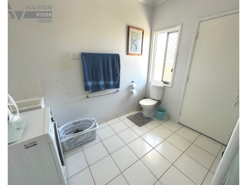 4 Quartz, Sapphire QLD 4702