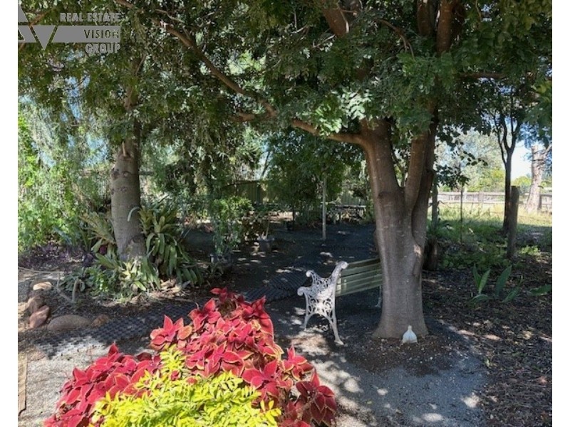 4 Quartz, Sapphire QLD 4702