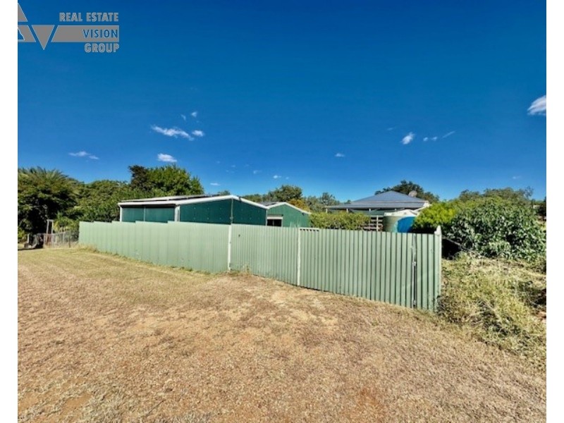7 Katey Lane, Rubyvale QLD 4702