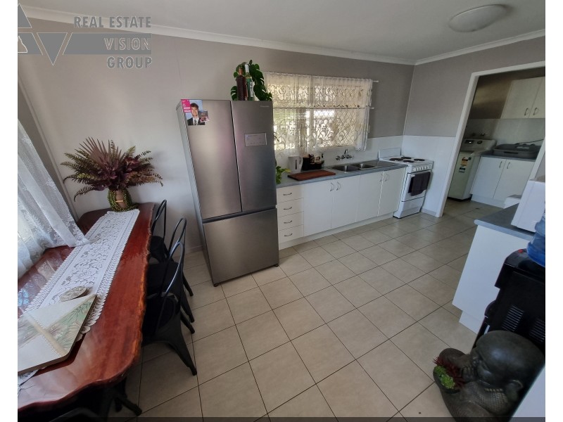 15 Eucalyptus St, Blackwater QLD 4717