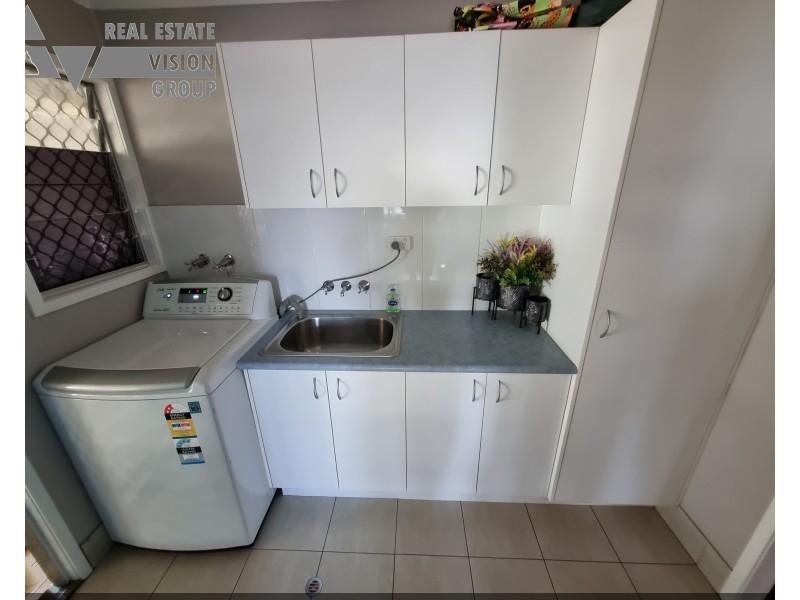 15 Eucalyptus St, Blackwater QLD 4717