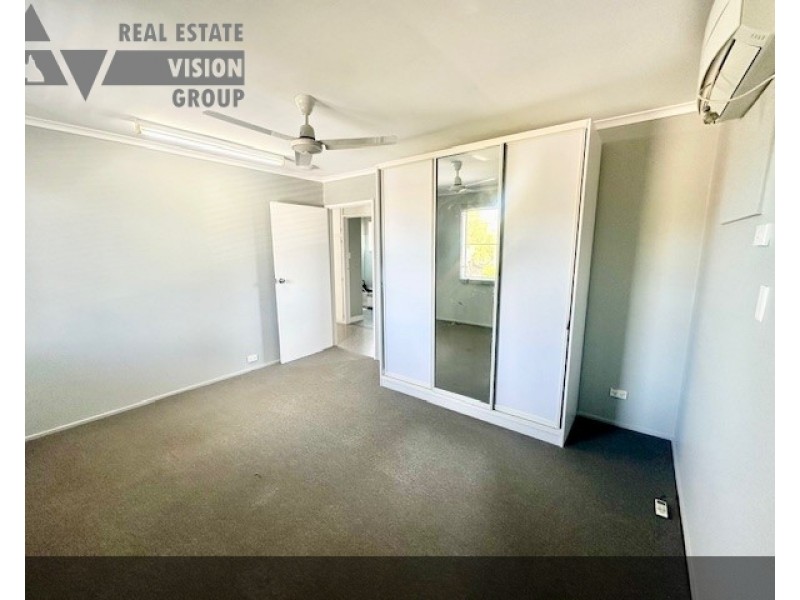 4 Cork St, Blackwater QLD 4717