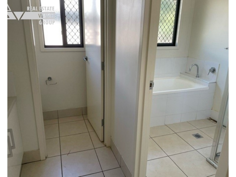 31 Glovar St, Emerald QLD 4720