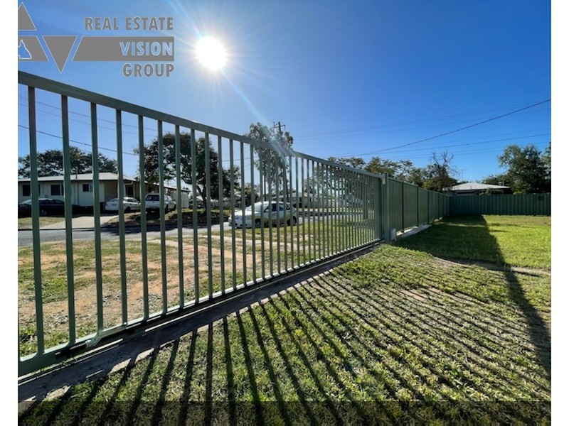 55 Wattle Street, Blackwater QLD 4717