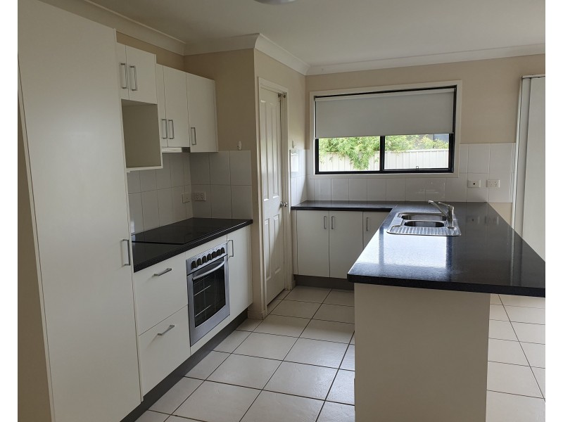 3 Baird St, Emerald QLD 4720