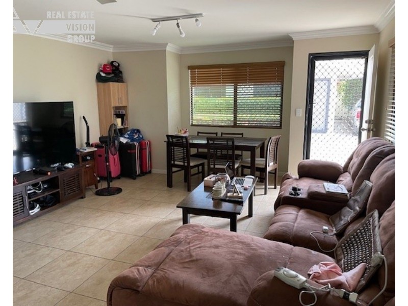 Unit 2/14 Esmond St, Emerald QLD 4720