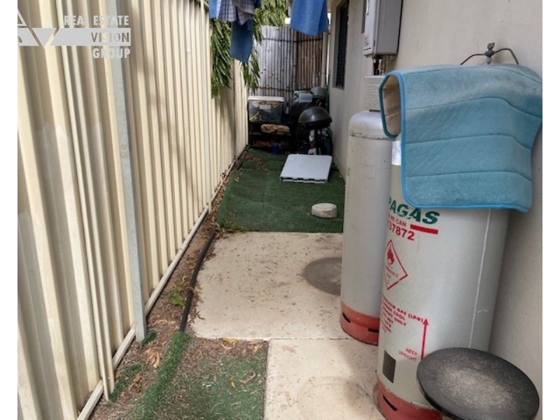 Unit 2/14 Esmond St, Emerald QLD 4720