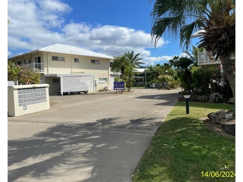Unit 10/24 Pandanus Dr, Cannonvale QLD 4802