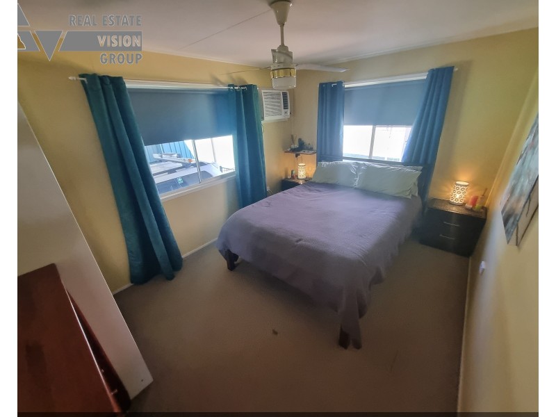 72 Arthur St, Blackwater QLD 4717