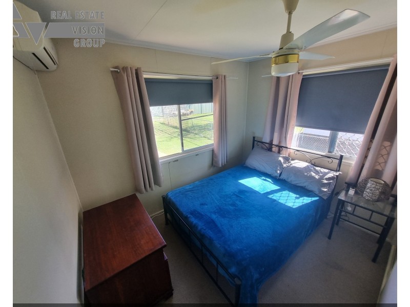 72 Arthur St, Blackwater QLD 4717