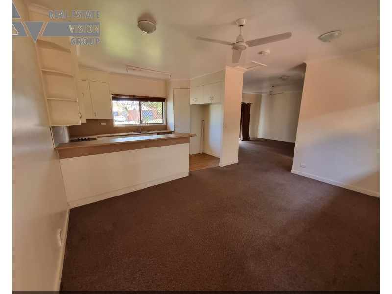 7 Diamond Dr, Blackwater QLD 4717