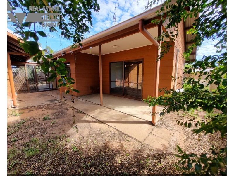 7 Diamond Dr, Blackwater QLD 4717