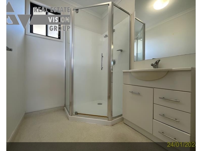 14 Deacon Dr, Blackwater QLD 4717