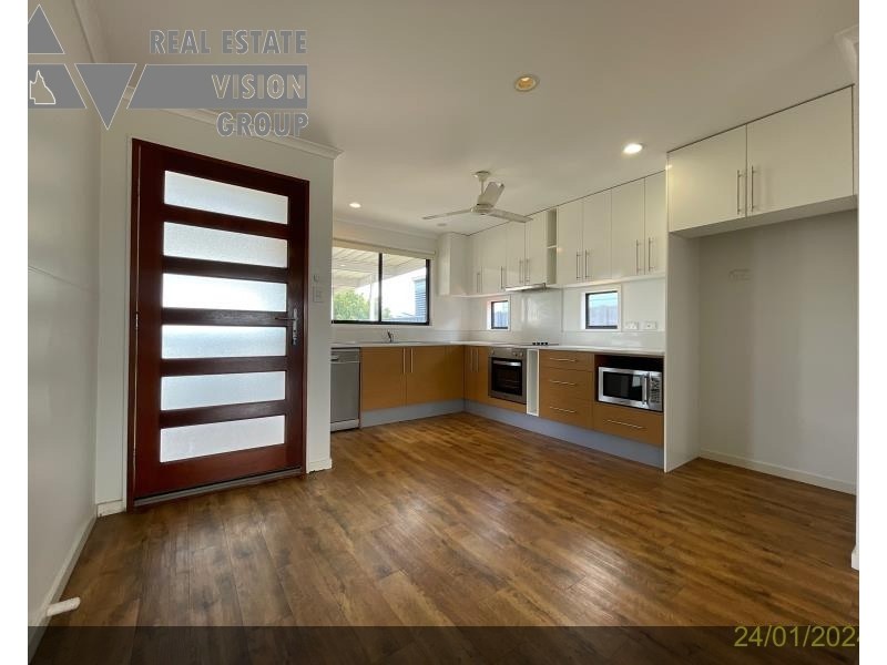 14 Deacon Dr, Blackwater QLD 4717