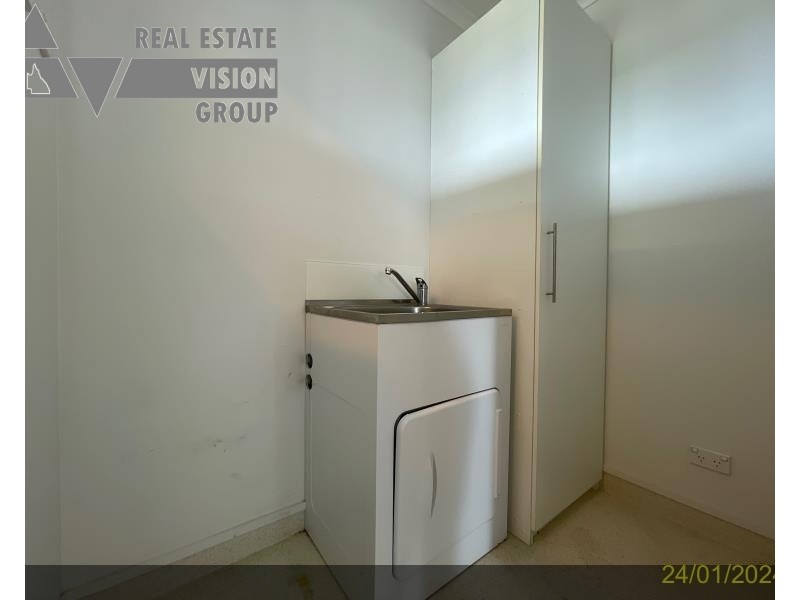 14 Deacon Dr, Blackwater QLD 4717