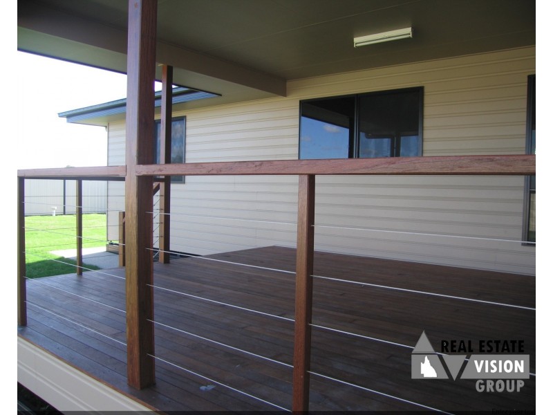 51 Hibiscus Street, Blackwater QLD 4717