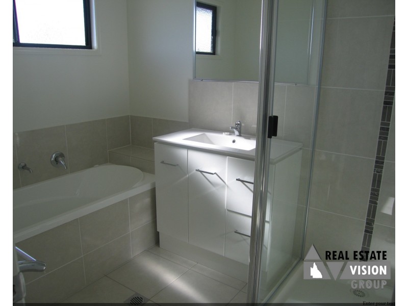 51 Hibiscus Street, Blackwater QLD 4717