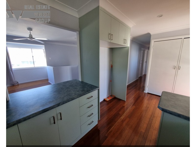 4 Conachan St, Blackwater QLD 4717