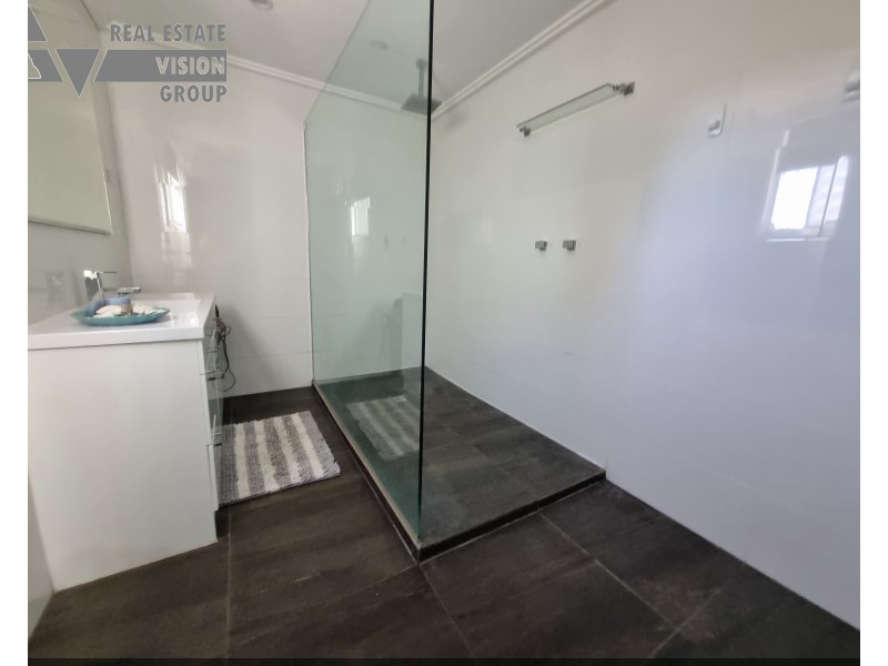 4 Conachan St, Blackwater QLD 4717