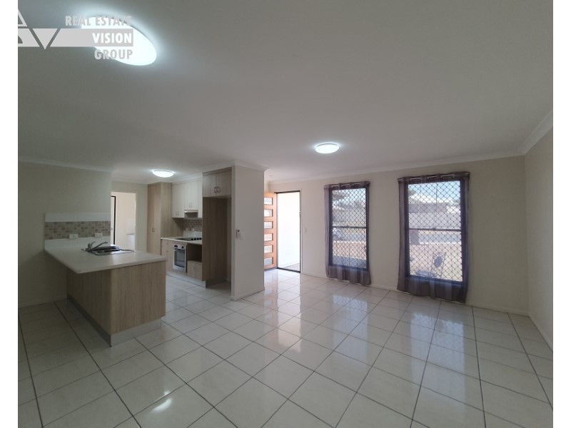 1 Scenic Dr, Emerald QLD 4720