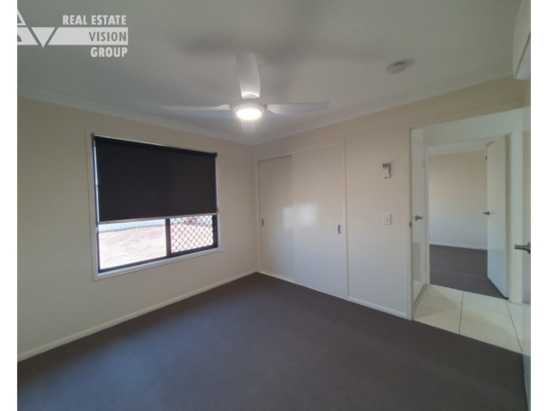 1 Scenic Dr, Emerald QLD 4720