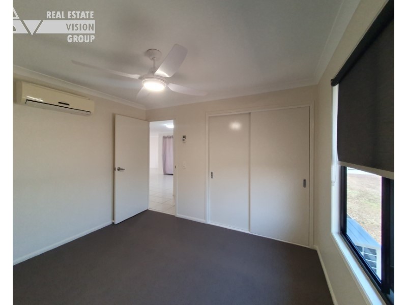 1 Scenic Dr, Emerald QLD 4720