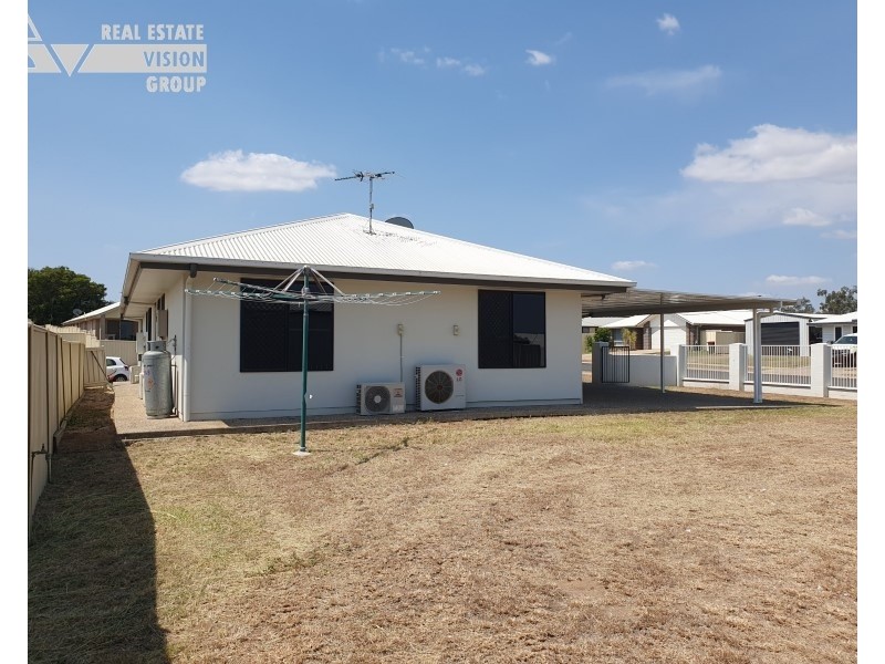 1 Scenic Dr, Emerald QLD 4720