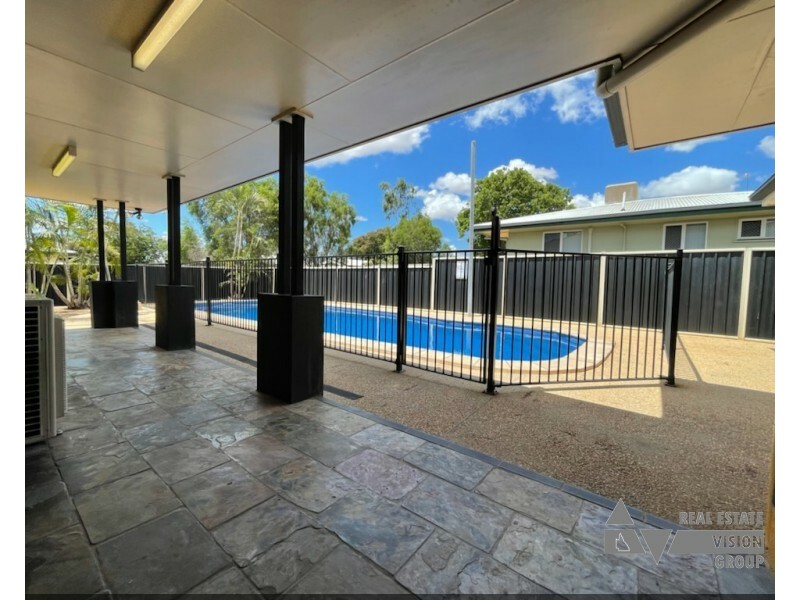 9 Seeman Street, Blackwater QLD 4717