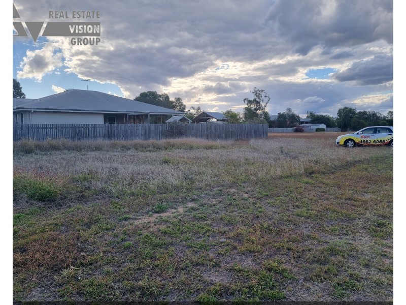 213 Bauman Way, Blackwater QLD 4717