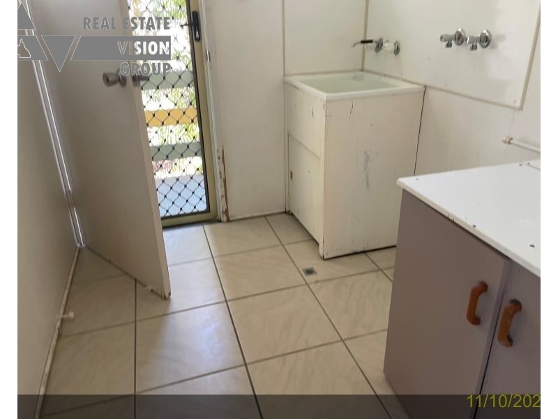 18 Bredhauer Street, Blackwater QLD 4717