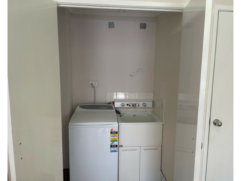 Unit 8/9 Erromango Dr, Jubilee Pocket QLD 4802