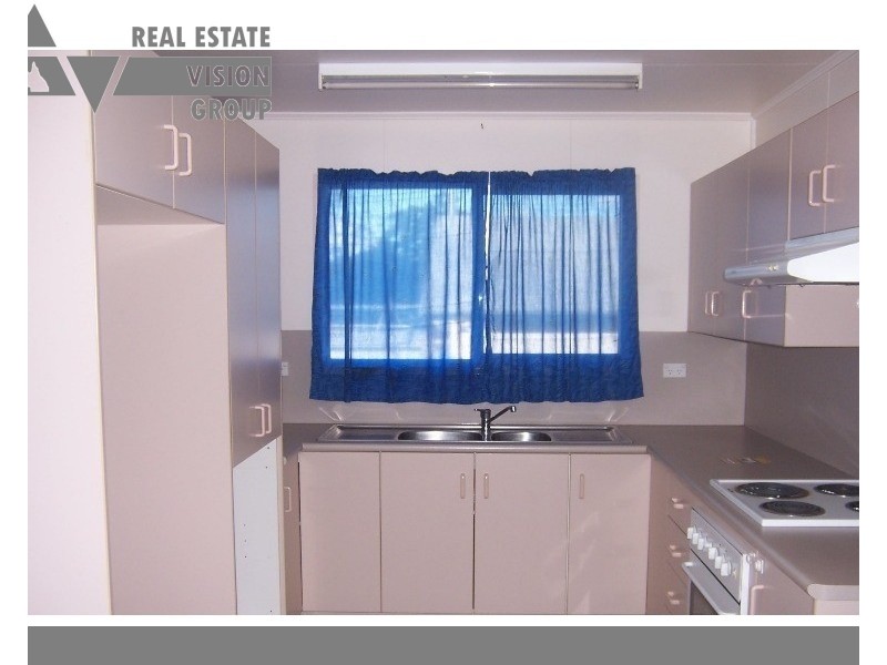 2 Mangrove Street, Blackwater QLD 4717