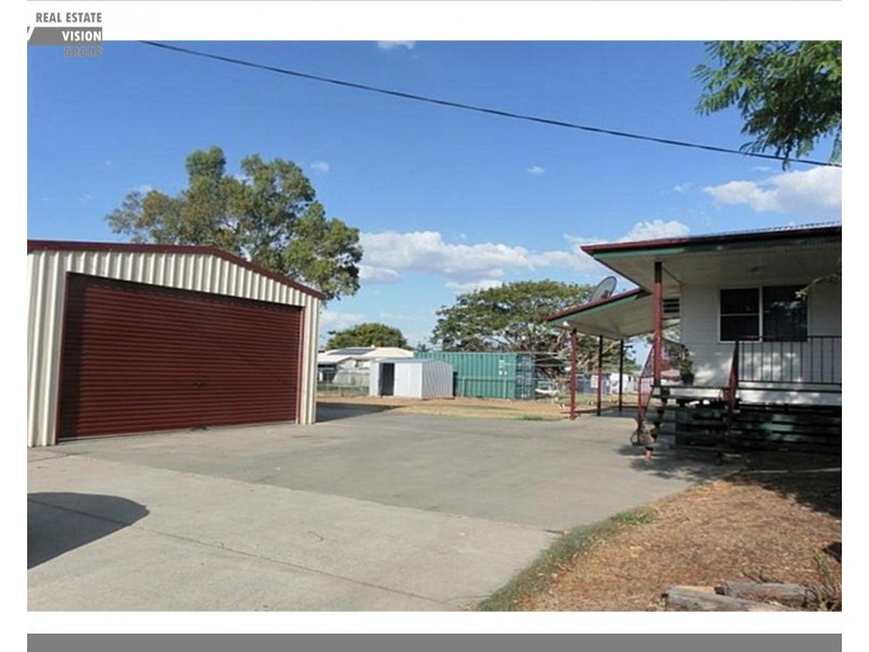 2 Mangrove Street, Blackwater QLD 4717