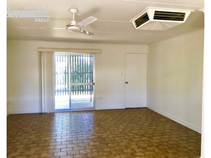 2 Carbeen Pl, Emerald QLD 4720