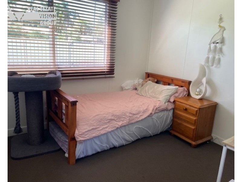 2 Carbeen Pl, Emerald QLD 4720