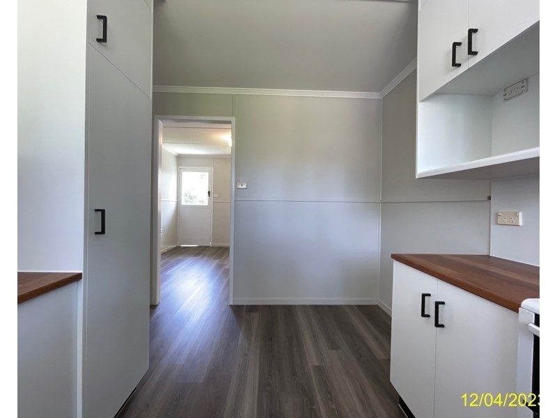 7 Talbot St, Blackwater QLD 4717