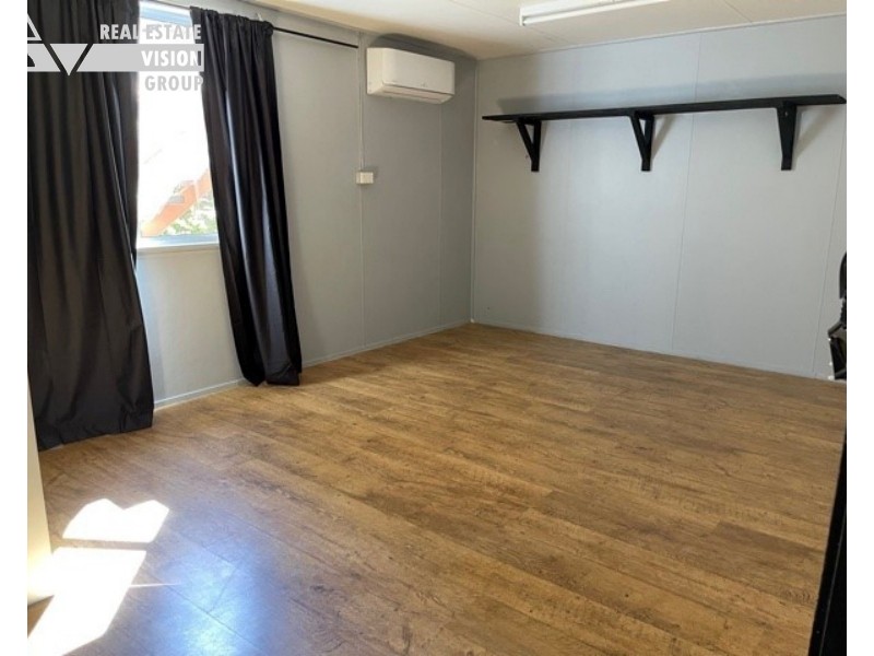 4 Roseanne Rd, Emerald QLD 4720