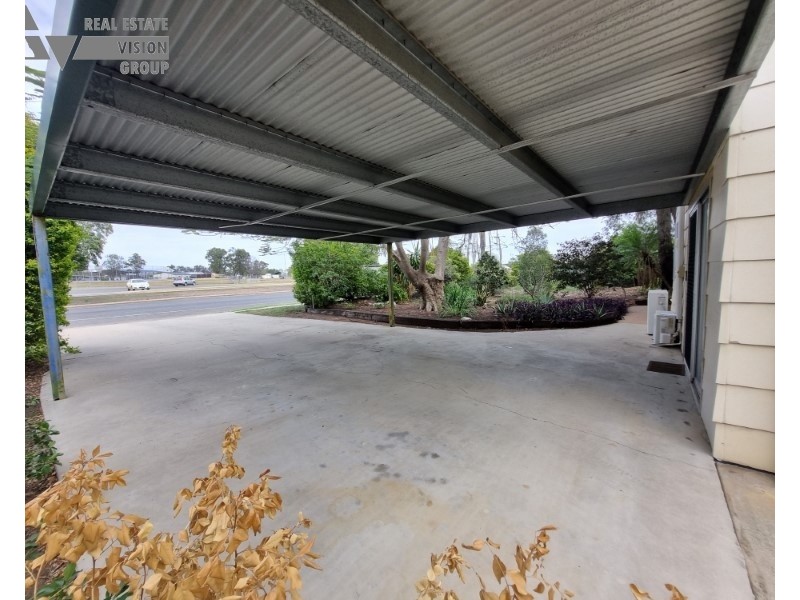 4 Yeates Ave, Blackwater QLD 4717