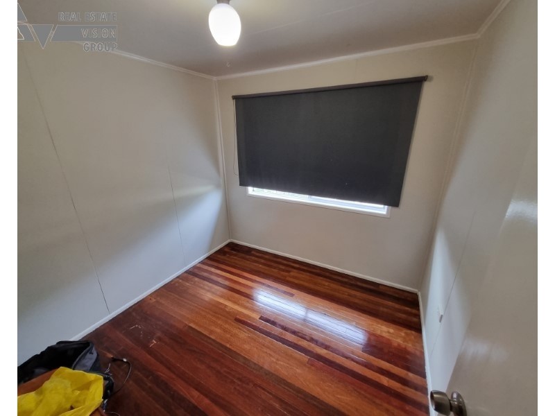 4 Yeates Ave, Blackwater QLD 4717