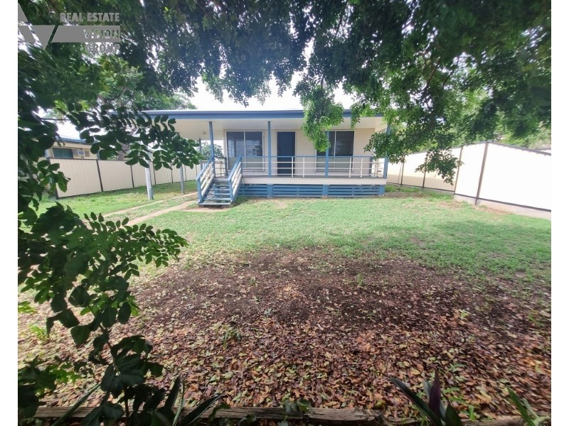 47A Fay St, Blackwater QLD 4717