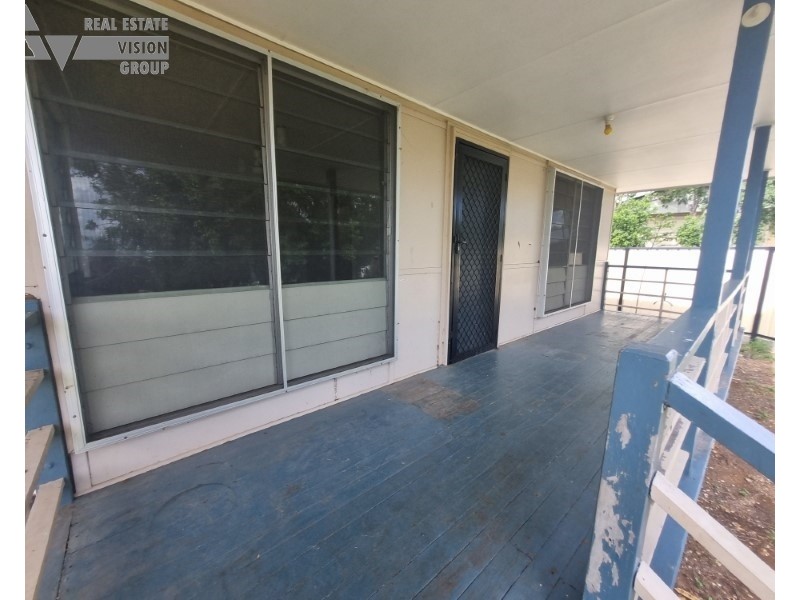 47A Fay St, Blackwater QLD 4717