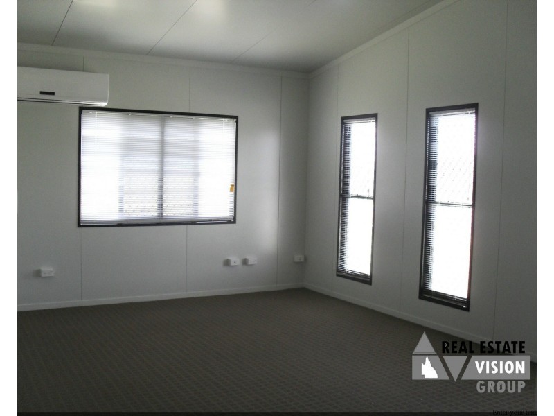 20 Deacon Street, Blackwater QLD 4717