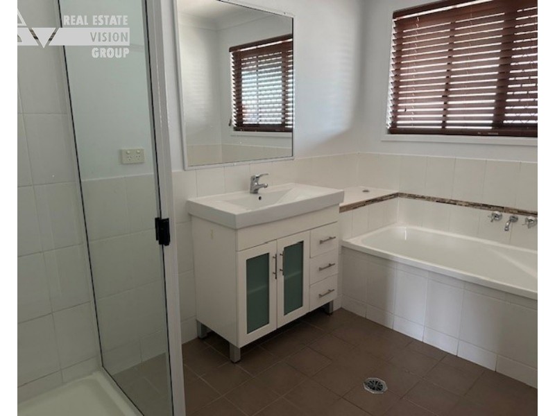 Emerald QLD 4720