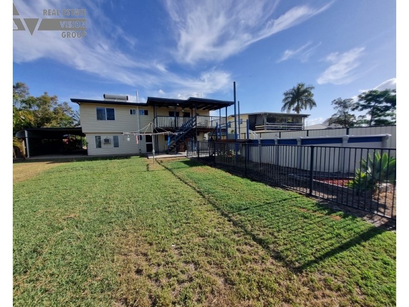 16 Doon St, Blackwater QLD 4717