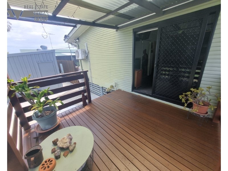 46 Littlefield St, Blackwater QLD 4717